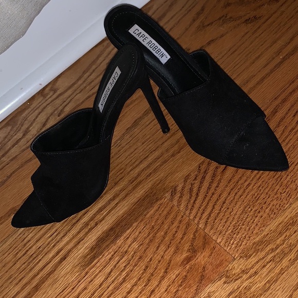 Cape Robbin black mule pumps - Picture 2 of 4